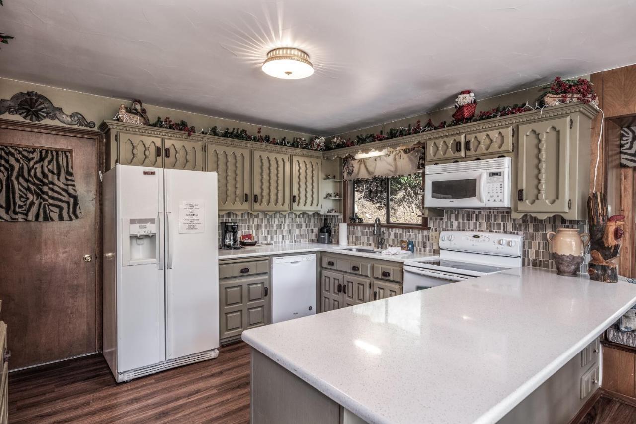 Tis Holiday Haus, 3 Bedrooms, Sleeps 11, Hot Tub, Fireplace, Foosball Ruidoso Buitenkant foto